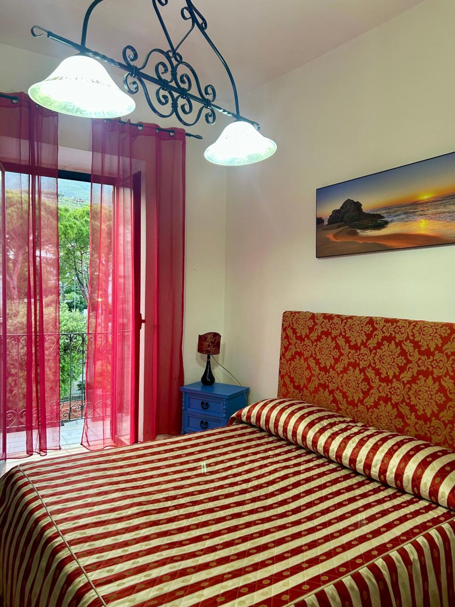 Holiday House Ginevra Formia Luaran gambar